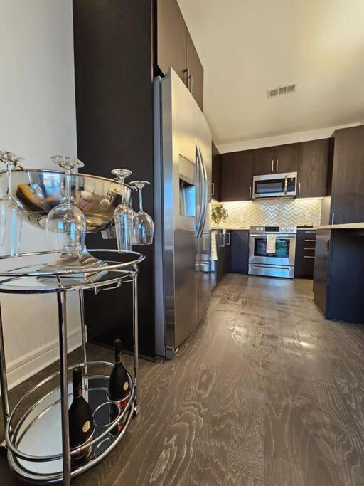 Апартаменти Luxury Highrise In Midtown - Skyline Views And Chic Decor Х'юстон Екстер'єр фото