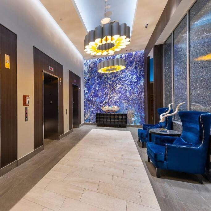 Апартаменти Luxury Highrise In Midtown - Skyline Views And Chic Decor Х'юстон Екстер'єр фото