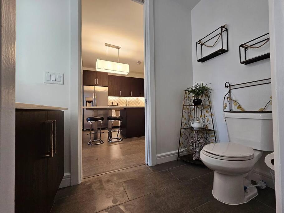 Апартаменти Luxury Highrise In Midtown - Skyline Views And Chic Decor Х'юстон Екстер'єр фото