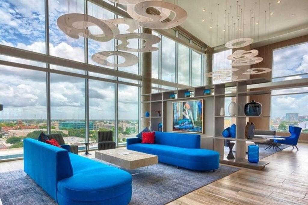 Апартаменти Luxury Highrise In Midtown - Skyline Views And Chic Decor Х'юстон Екстер'єр фото